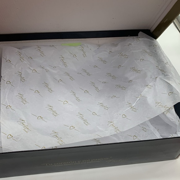 Thalia Sodi NWT Raquel Rhinestone Sparkly Pointy Heeled Boots Size 7 - Picture 11 of 16